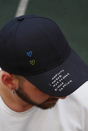 Кепка LOVE